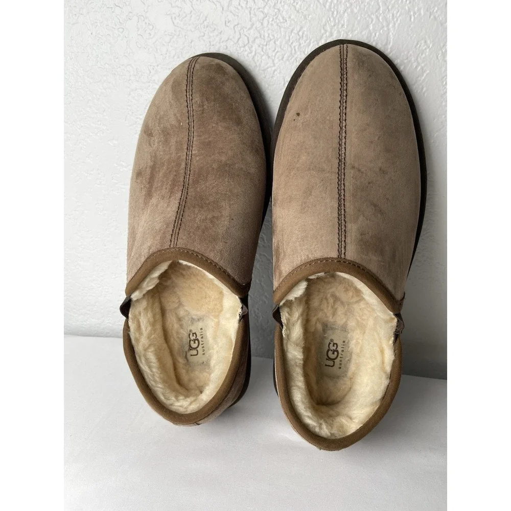 UGG Scuff Romeo ll Slippers Men's Size 11 Chestnut Suede Leather Fur Lined